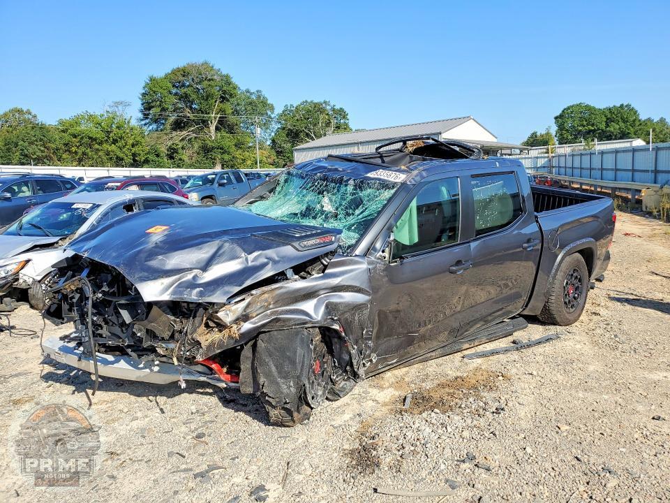 2026 TOYOTA TUNDRA
