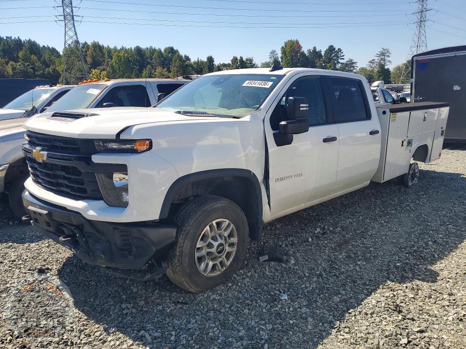 2025 CHEVROLET SILVERADO