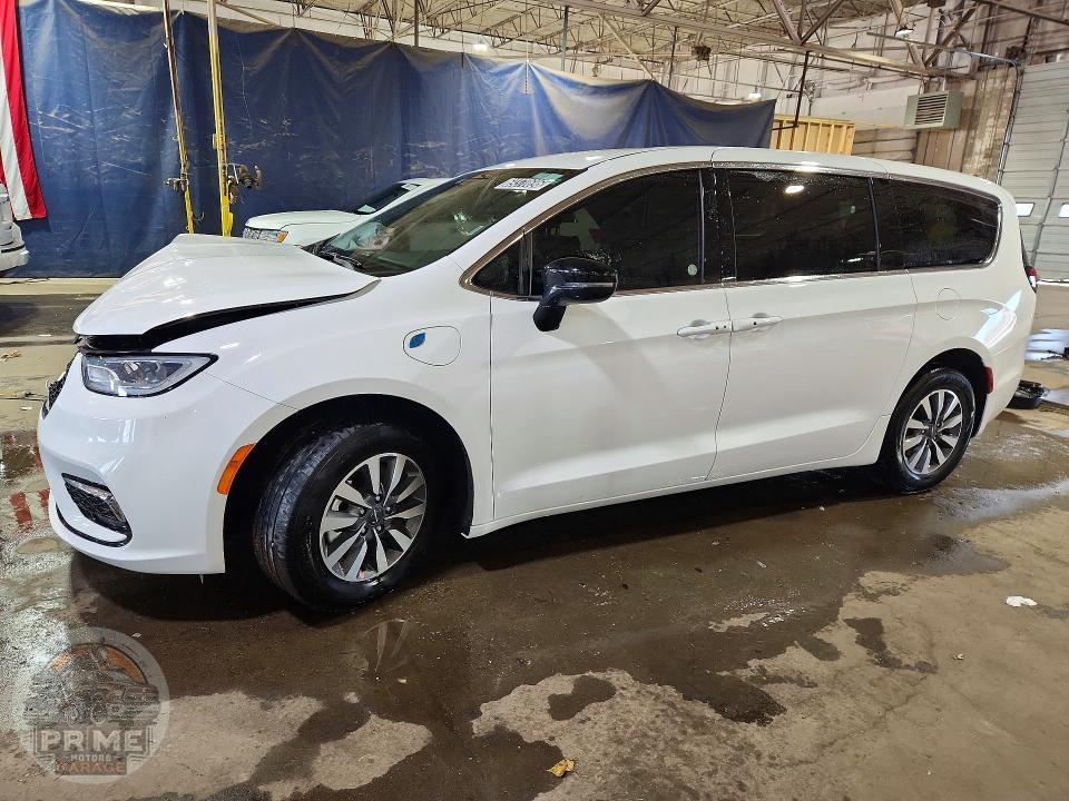 2025 CHRYSLER PACIFICA