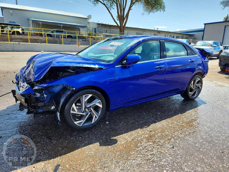2024 HYUNDAI ELANTRA