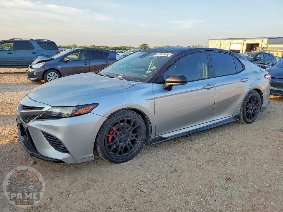 2020 TOYOTA CAMRY