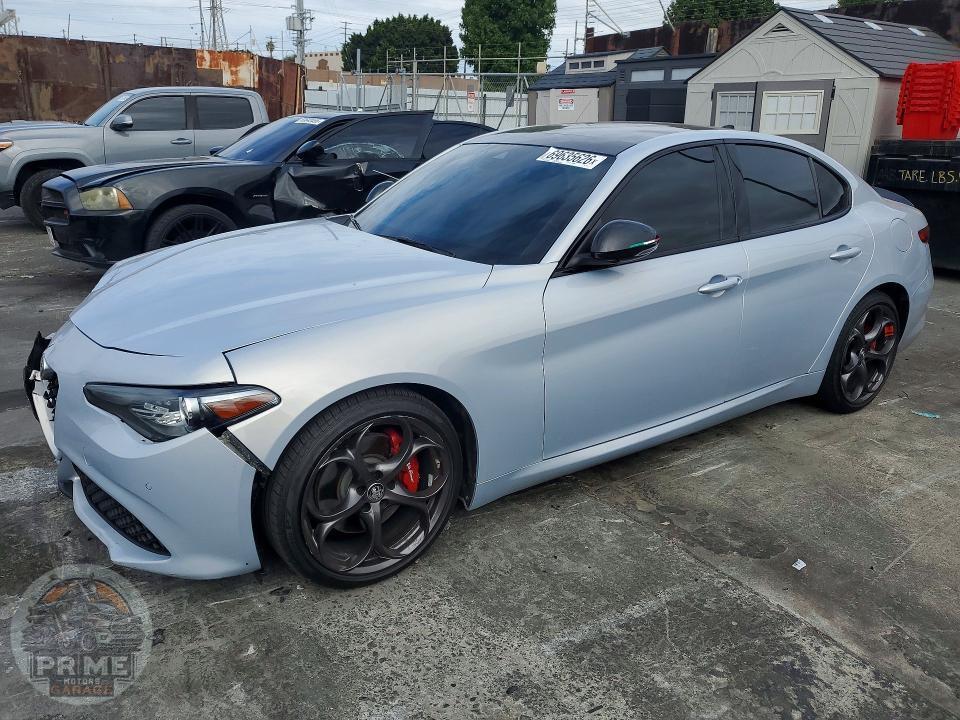 2021 ALFA ROMEO GIULIA
