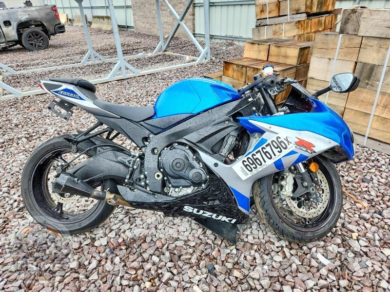 2023 SUZUKI GSX R600