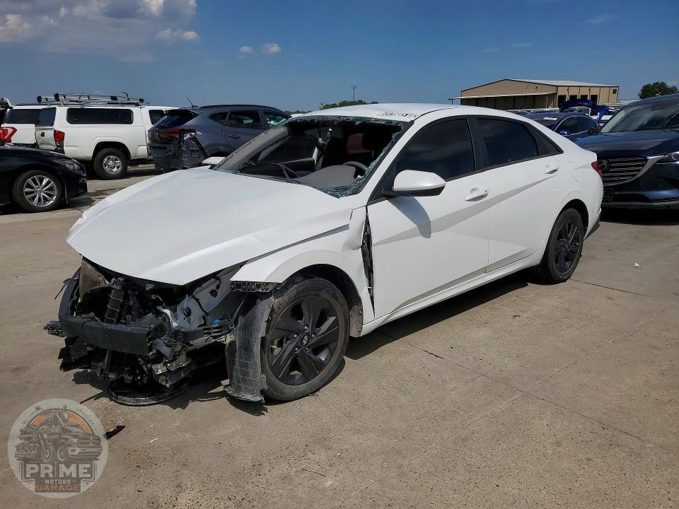 2022 HYUNDAI ELANTRA