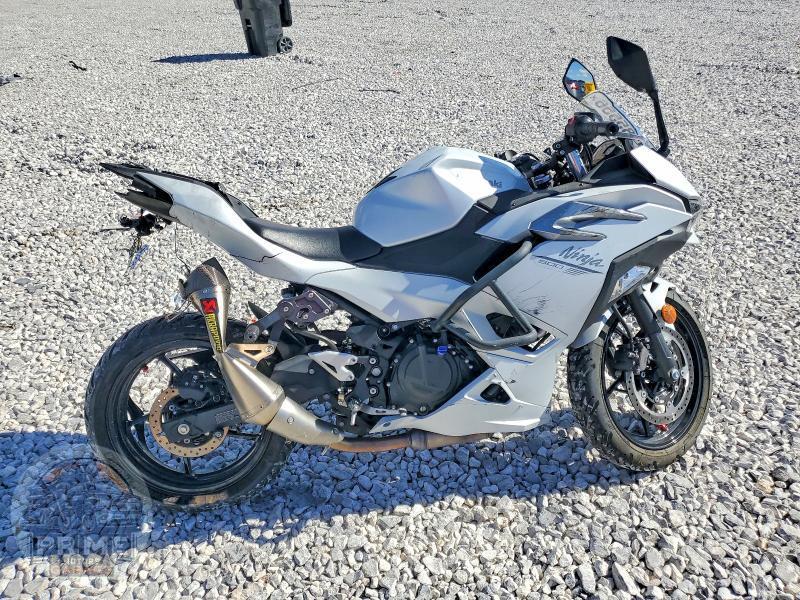 2025 KAWASAKI EX500