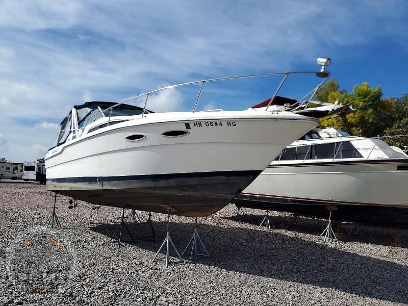 1989 SEA RAY BOAT