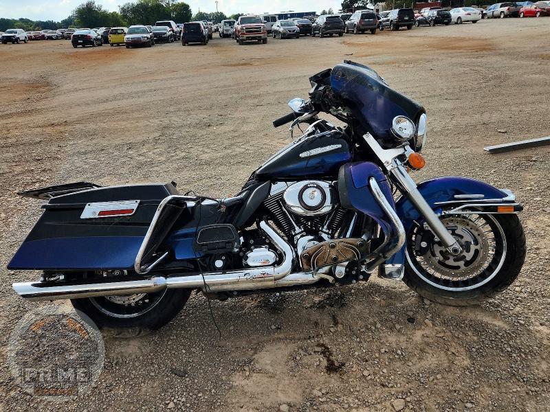 2010 HARLEY-DAVIDSON FLHTK (ULTRA LIMITED)