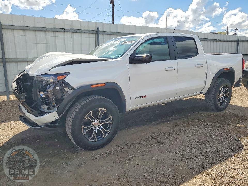 2024 GMC CANYON