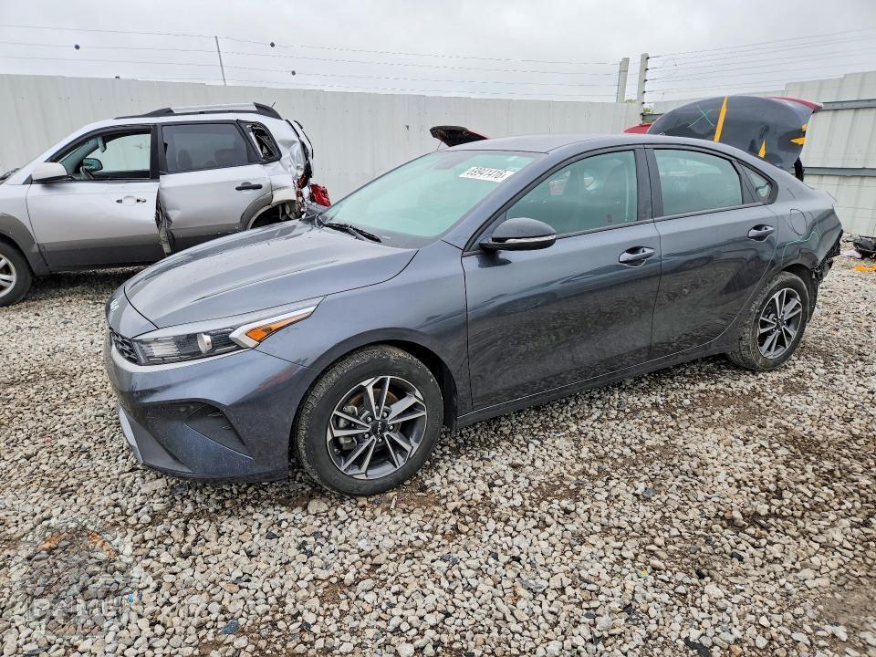 2023 KIA FORTE