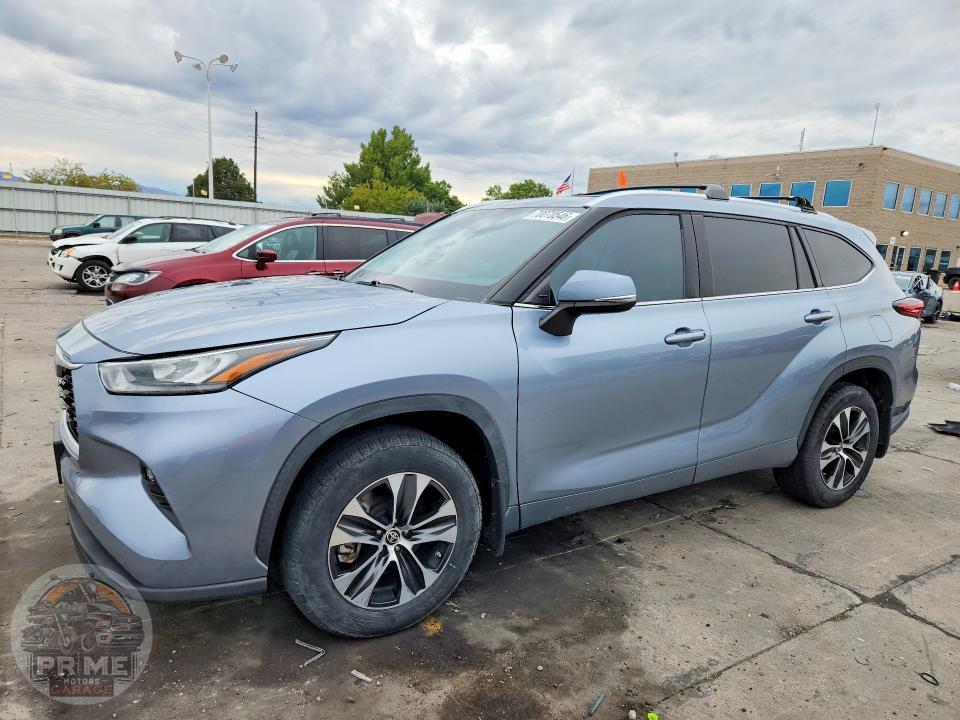 2020 TOYOTA HIGHLANDER