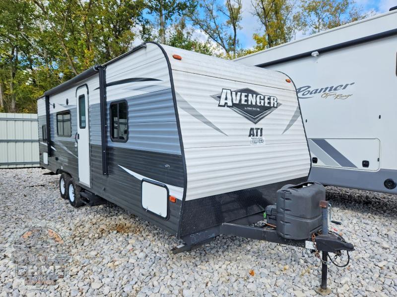 2018 FOREST RIVER AVENGER