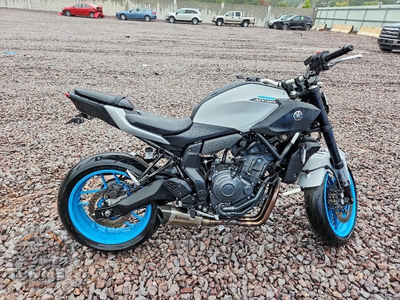 2025 YAMAHA MTN690