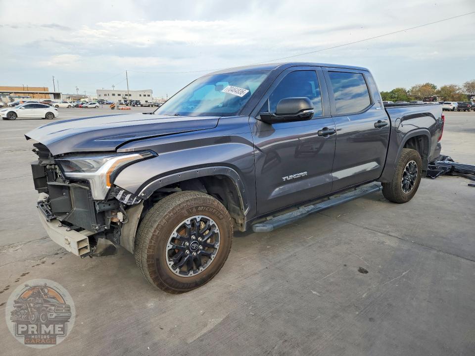 2024 TOYOTA TUNDRA