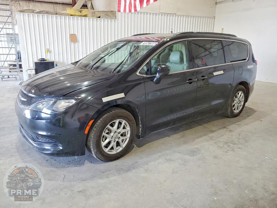 2021 CHRYSLER VOYAGER