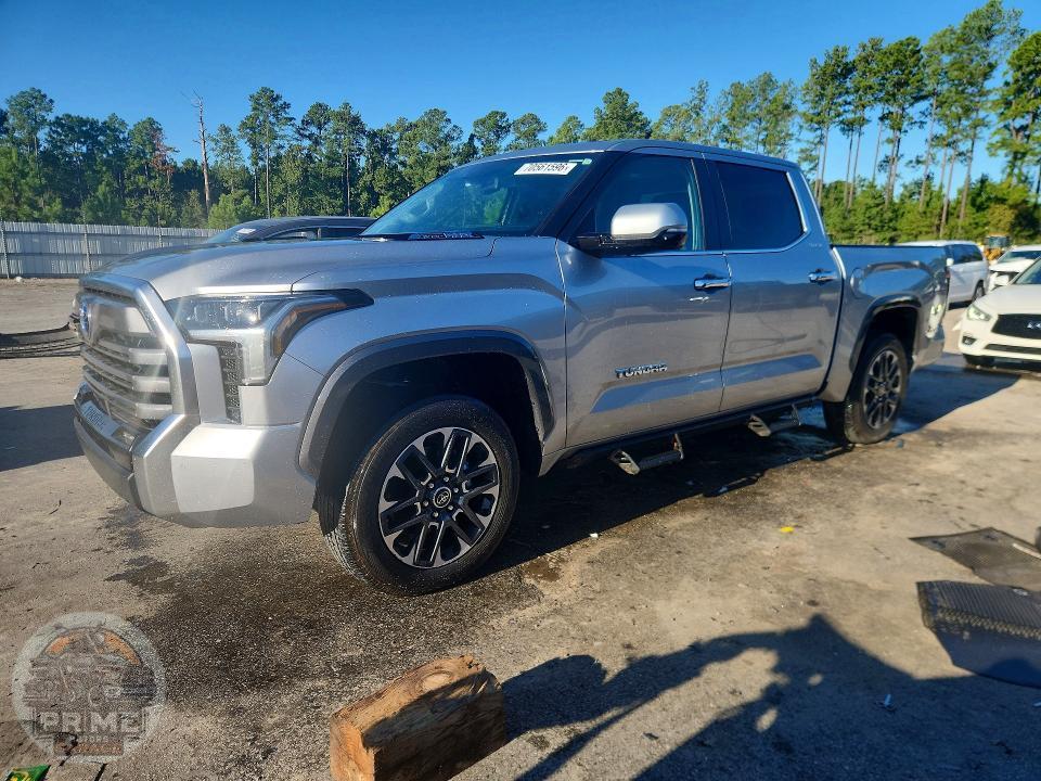 2024 TOYOTA TUNDRA