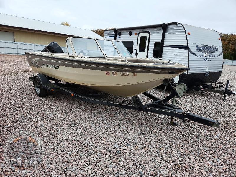 1998 CRESTLINER UNKNOWN