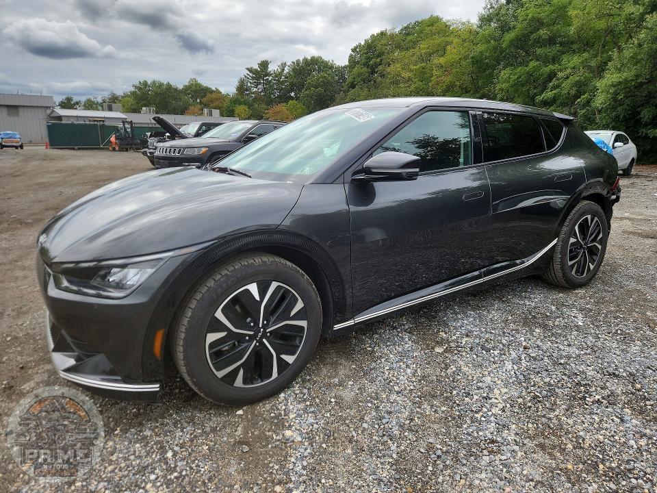 2023 KIA EV6