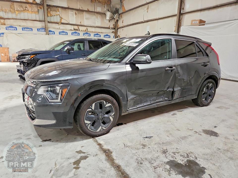 2023 KIA NIRO