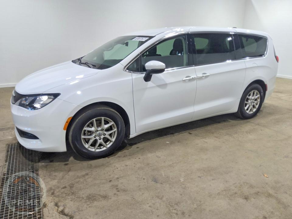 2023 CHRYSLER VOYAGER