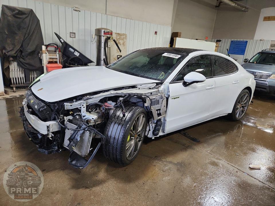 2020 PORSCHE PANAMERA