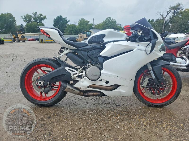 2016 DUCATI SUPERBIKE