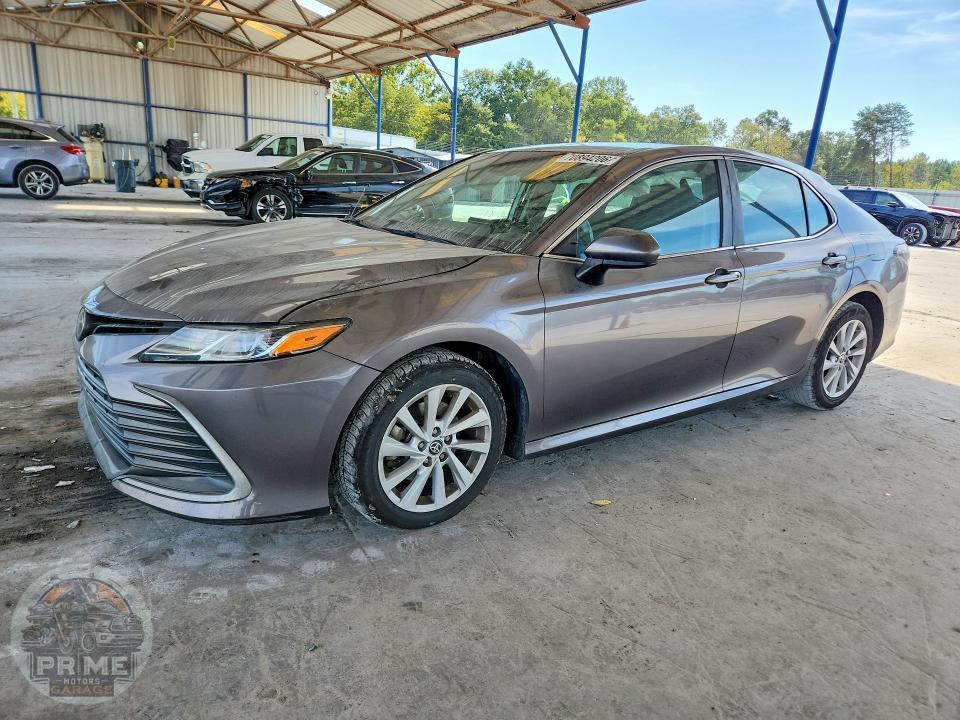 2022 TOYOTA CAMRY