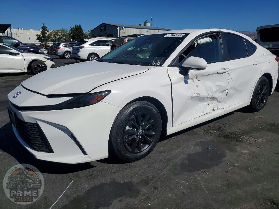 2026 TOYOTA CAMRY
