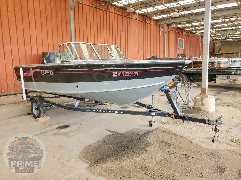 2003 LUND BOAT