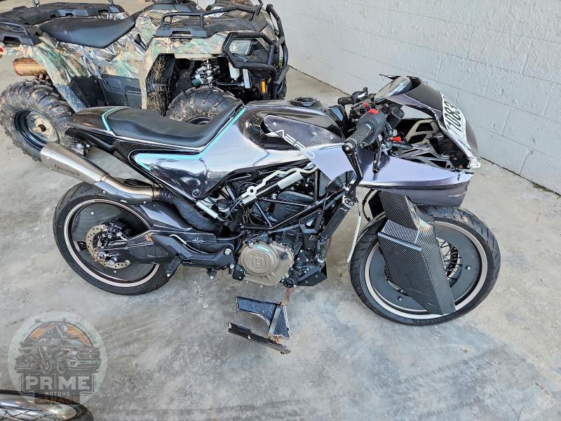 2022 HUSQVARNA VITPILEN