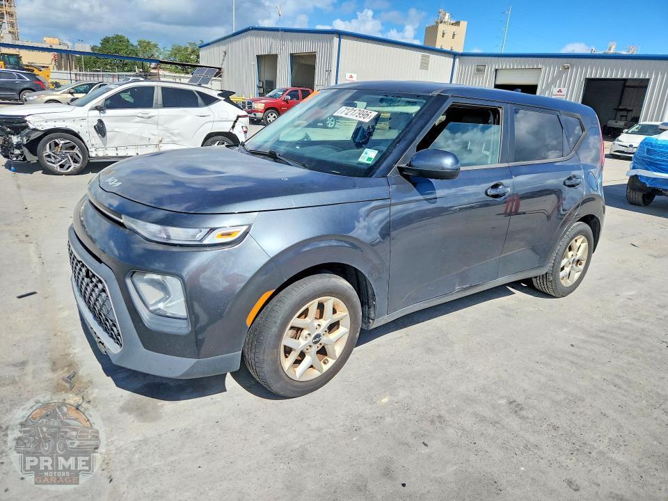 2022 KIA SOUL