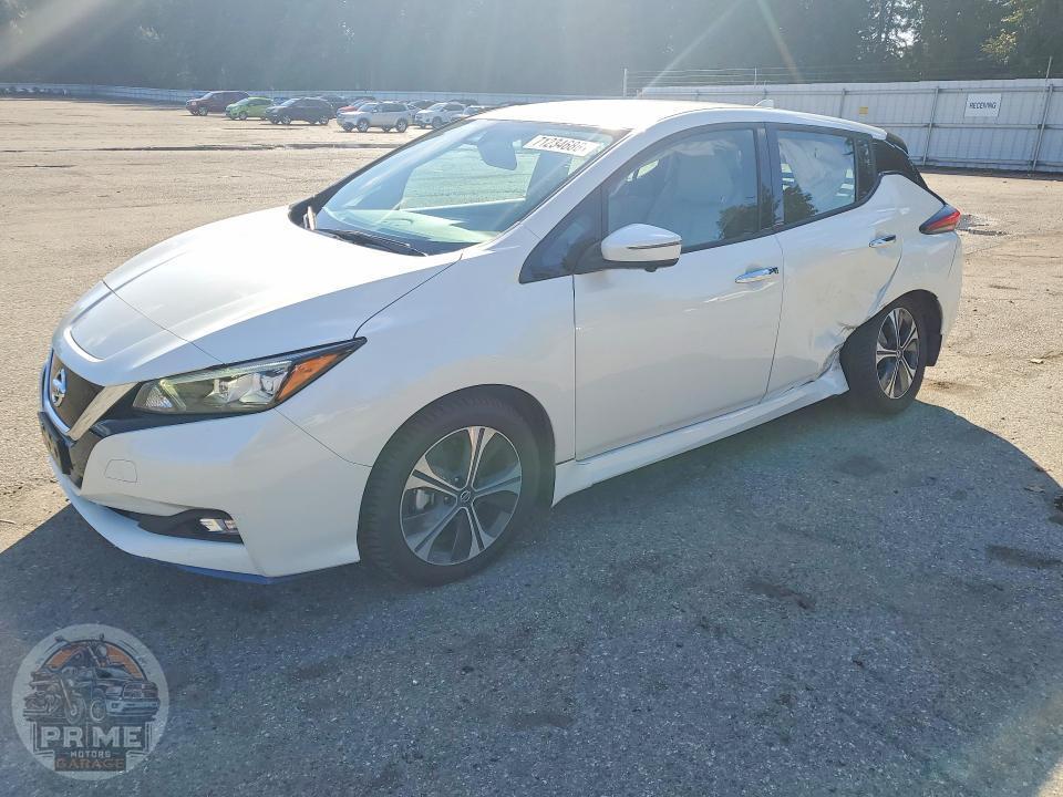 2021 NISSAN LEAF