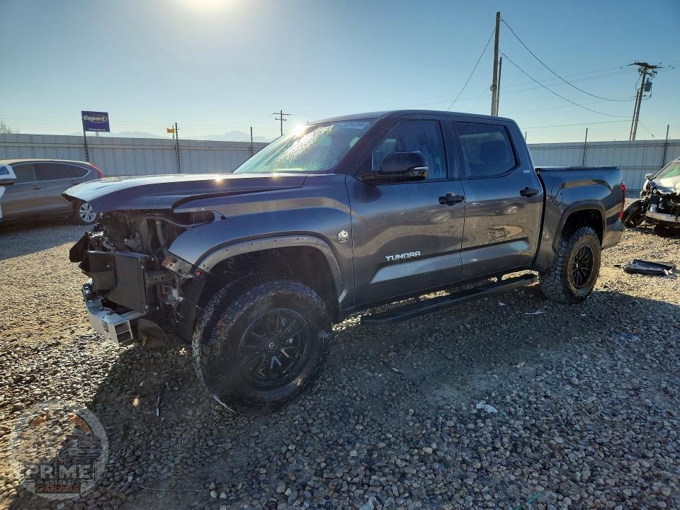 2024 TOYOTA TUNDRA
