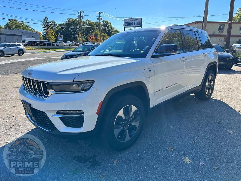 2024 JEEP GRAND CHEROKEE