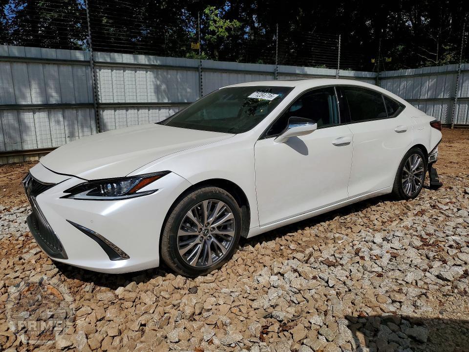 2020 LEXUS ES