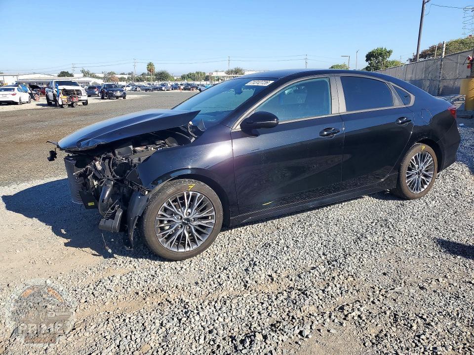 2023 KIA FORTE