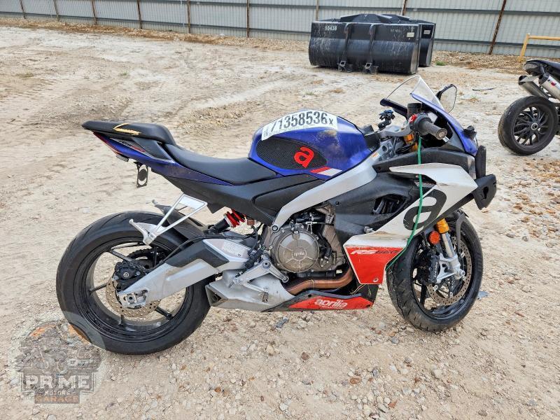 2025 APRILIA RS