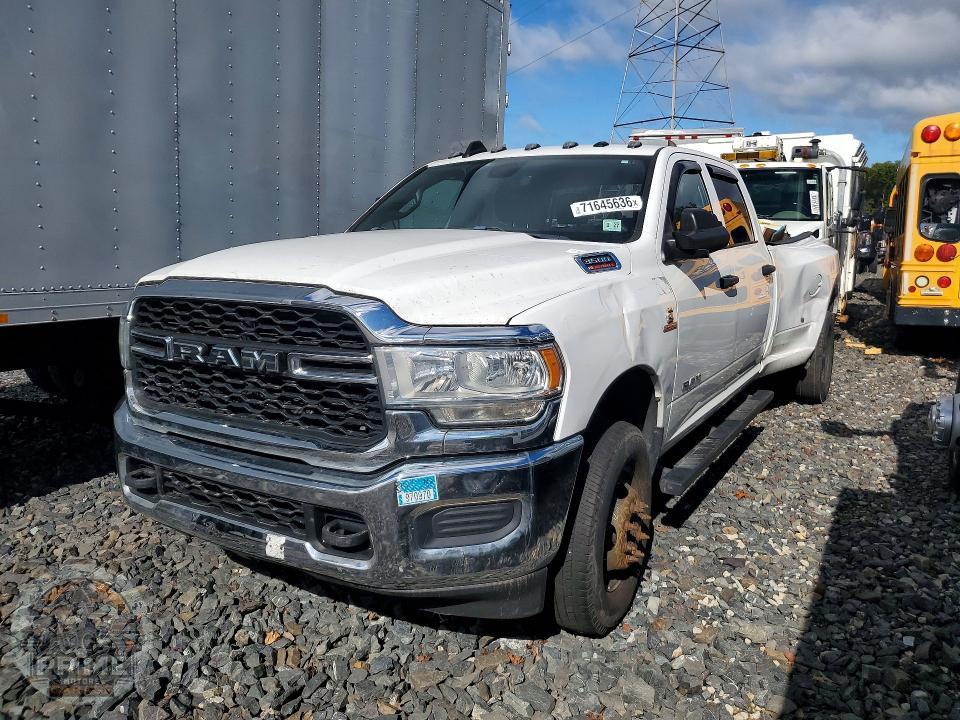 2022 RAM 3500
