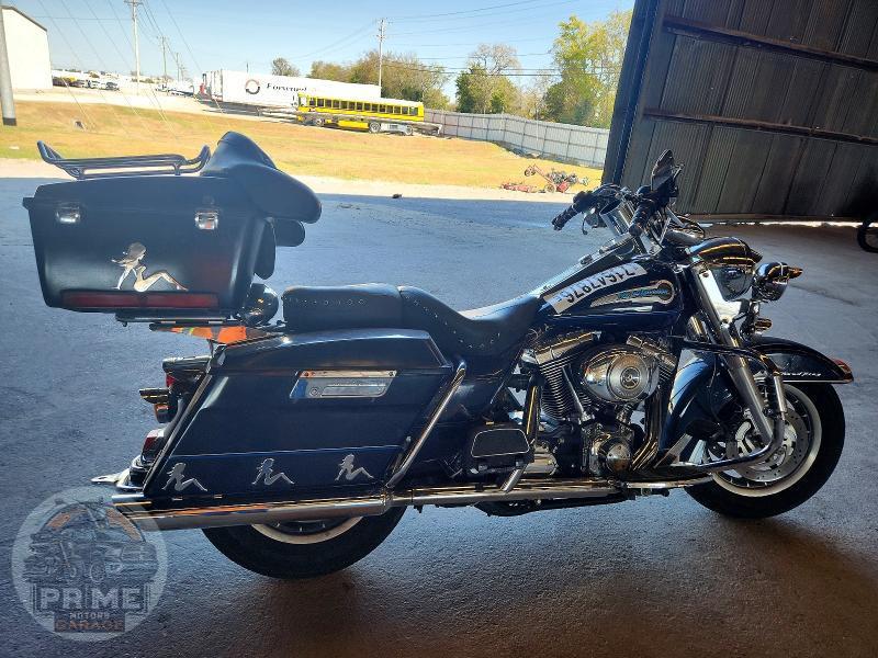 2004 HARLEY-DAVIDSON FLHRI (ROAD KING )