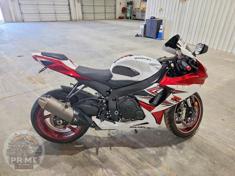 2024 SUZUKI GSX R600