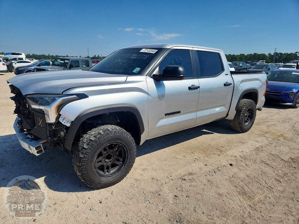 2025 TOYOTA TUNDRA