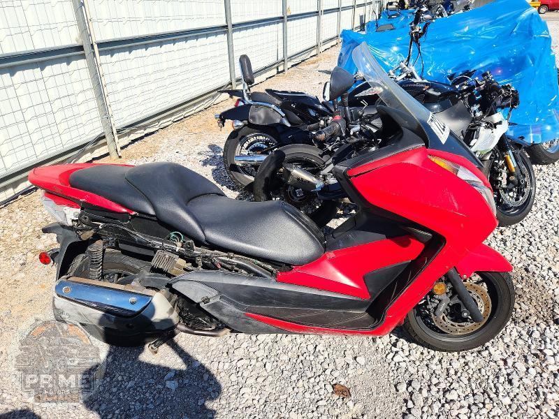 2014 HONDA NSS300