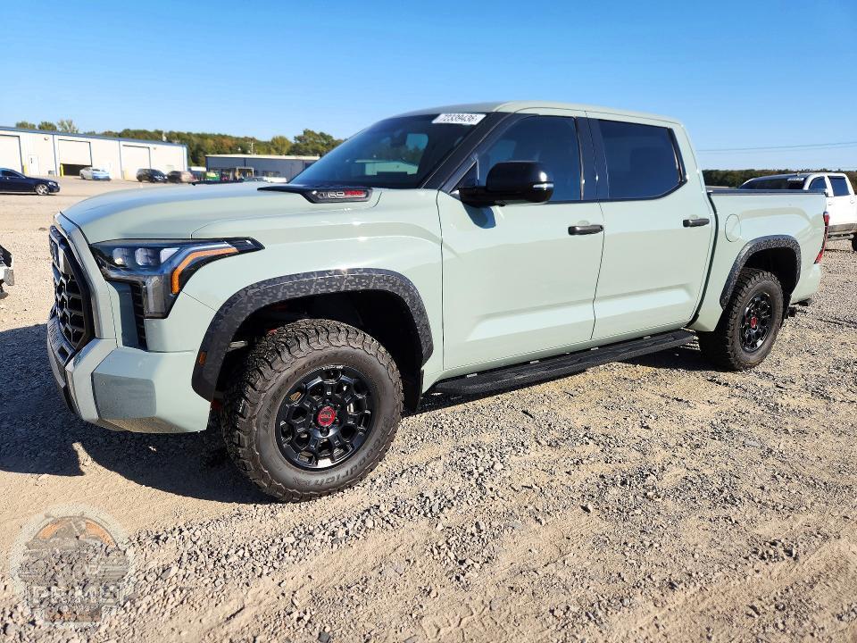 2022 TOYOTA TUNDRA
