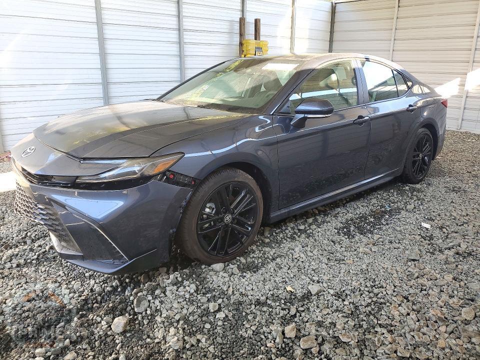 2026 TOYOTA CAMRY