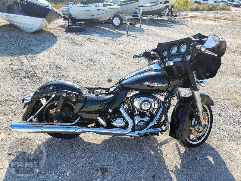 2010 HARLEY-DAVIDSON FLHX (STREET GLIDE)