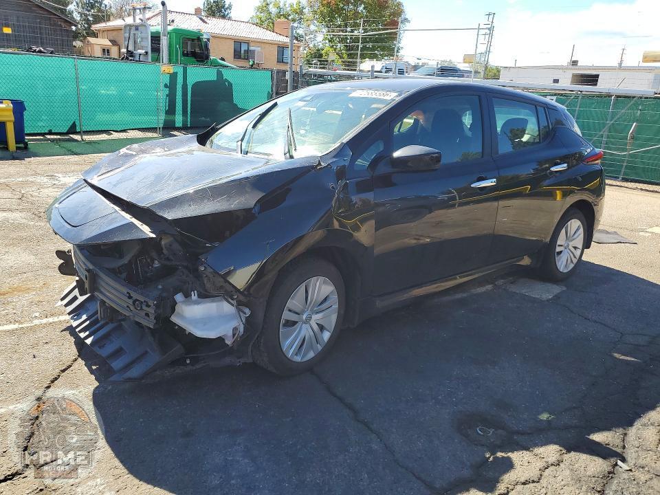 2023 NISSAN LEAF