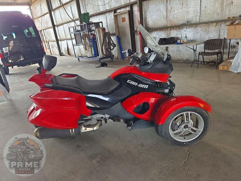 2009 CAN-AM SPYDER