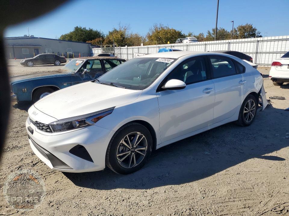 2023 KIA FORTE