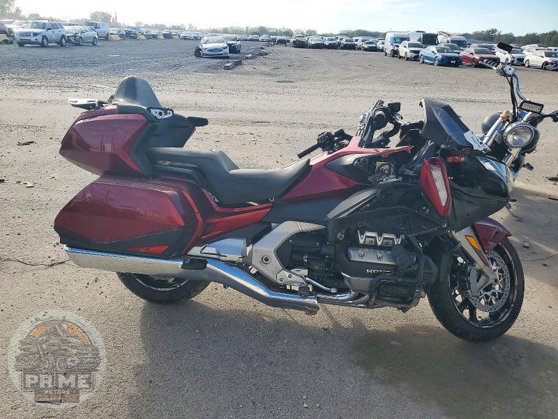 2018 HONDA GL1800
