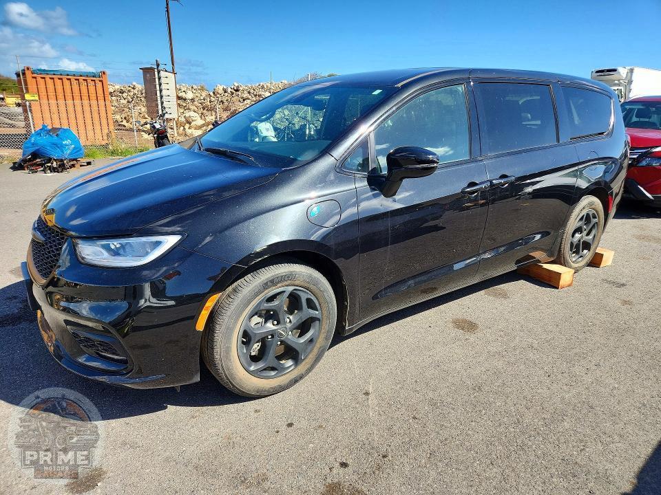 2022 CHRYSLER PACIFICA