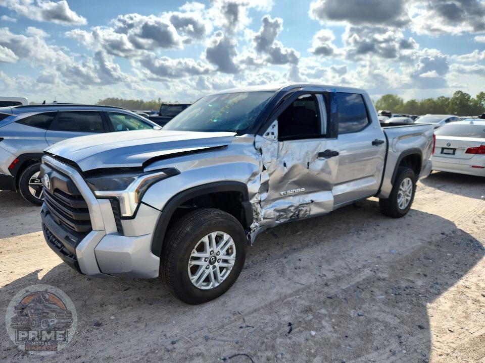 2025 TOYOTA TUNDRA